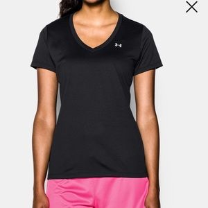 Under armour v neck active shirt- black